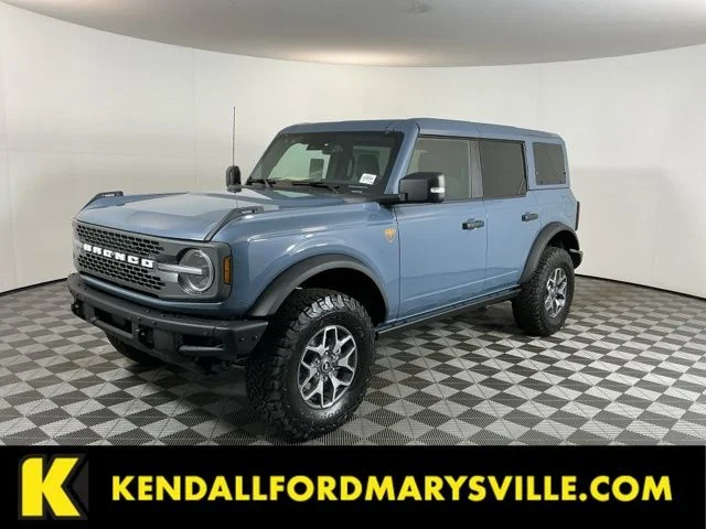 New 2025 Azure Gray Metallic Tri-Coat Ford Badlands image 1