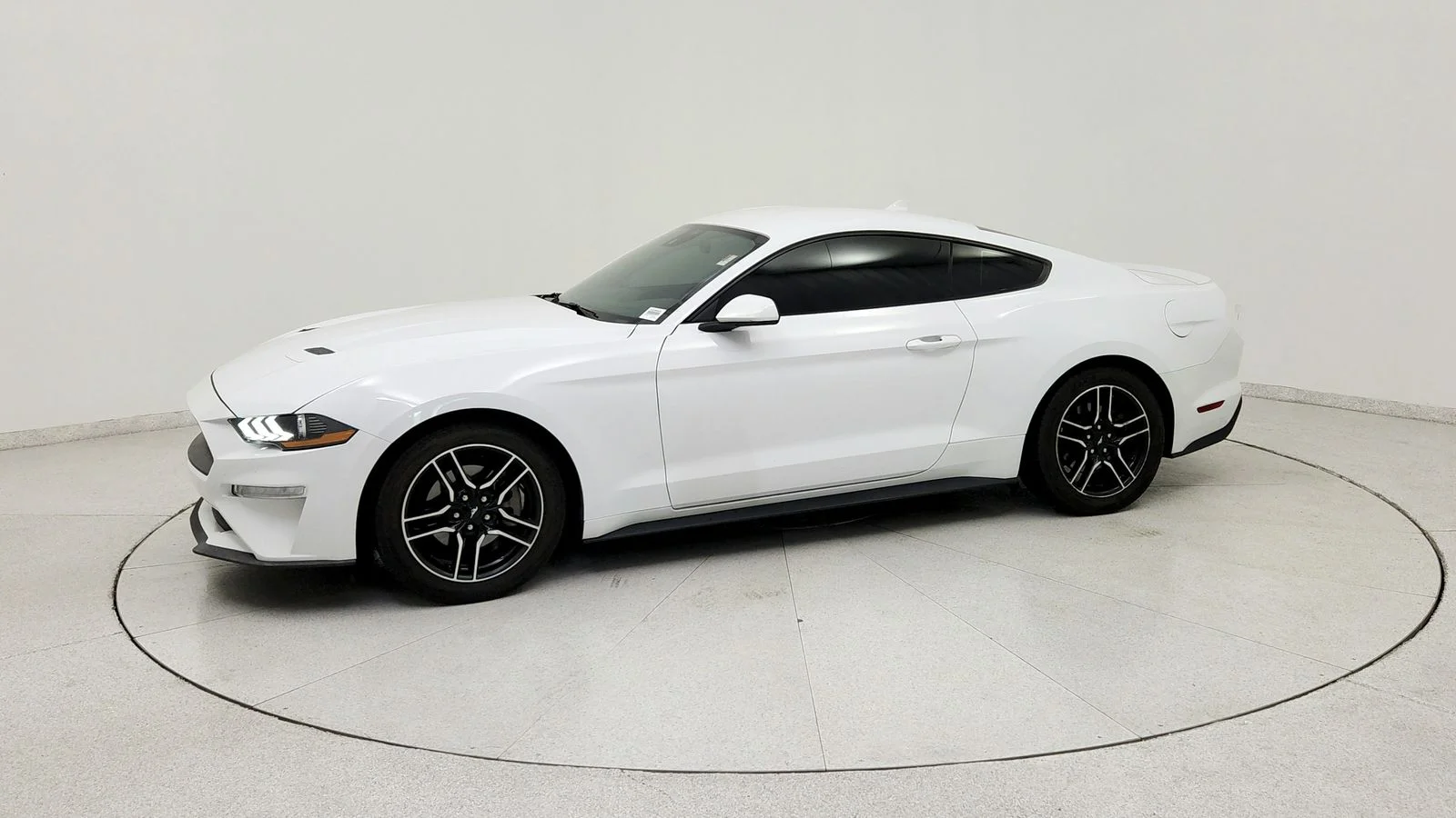Used 2022 White Ford EcoBoost Premium image 3