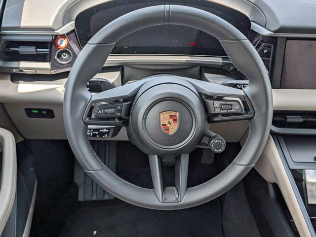 Used 2025 Green Porsche  image 21