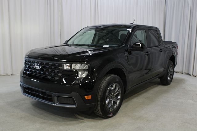 New 2026 Shadow Black Ford XLT image 35