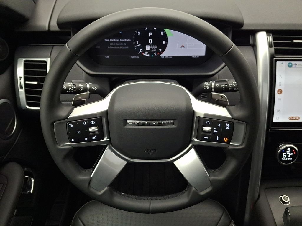 Certified Used 2025 Fuji White Land Rover S image 21