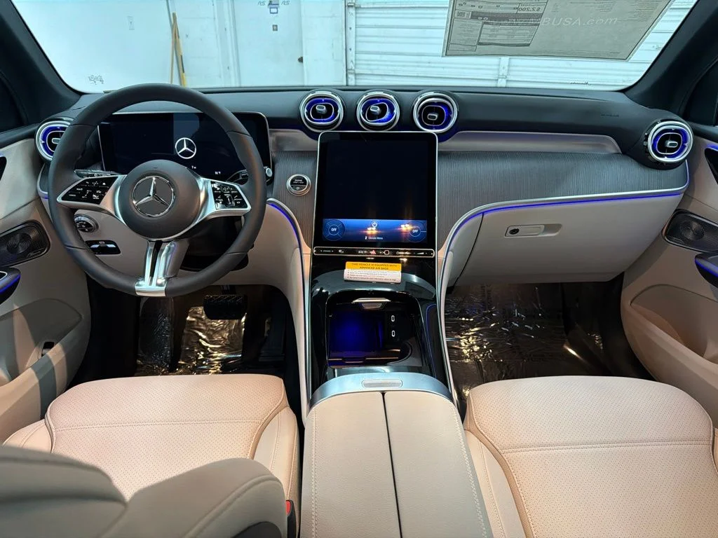New 2027 Silver Mercedes-Benz GLC 300 image 23