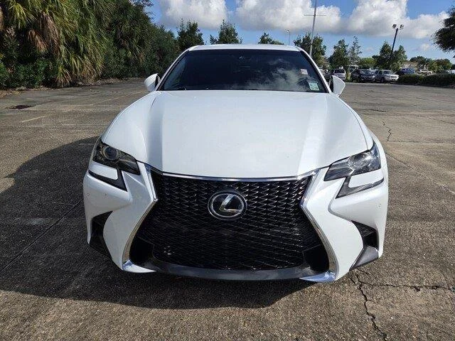Used 2016 Ultra White Lexus F Sport image 7