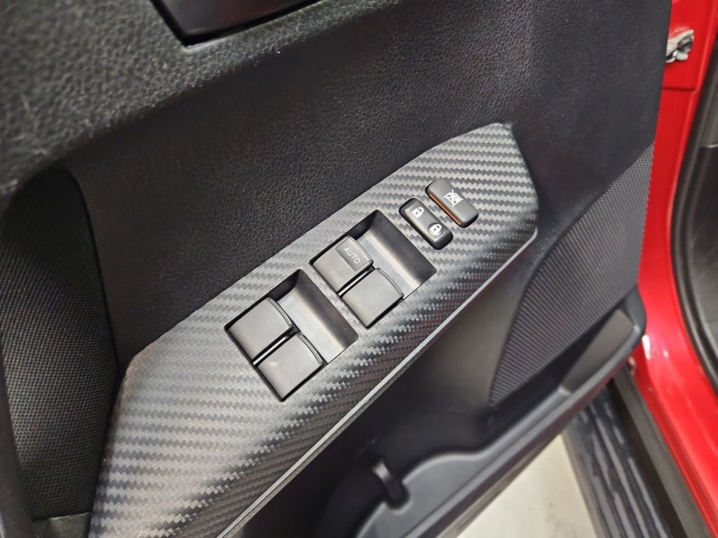Used 2015 Red Toyota LE image 16