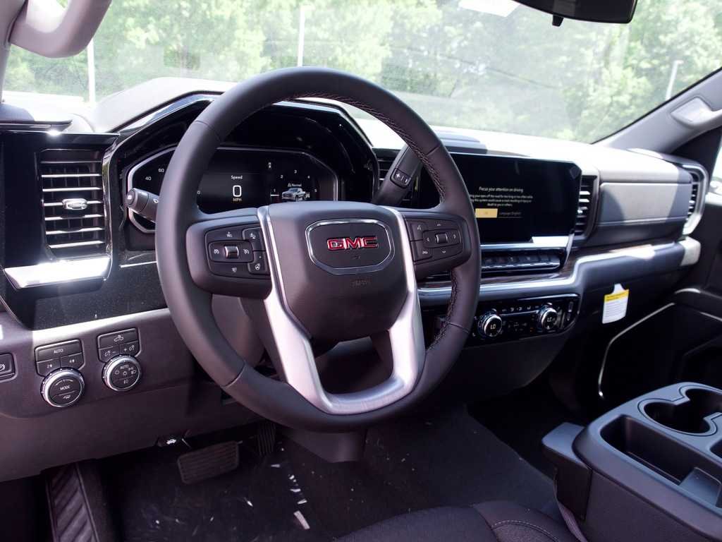 New 2026 Sterling Metallic GMC Elevation image 12