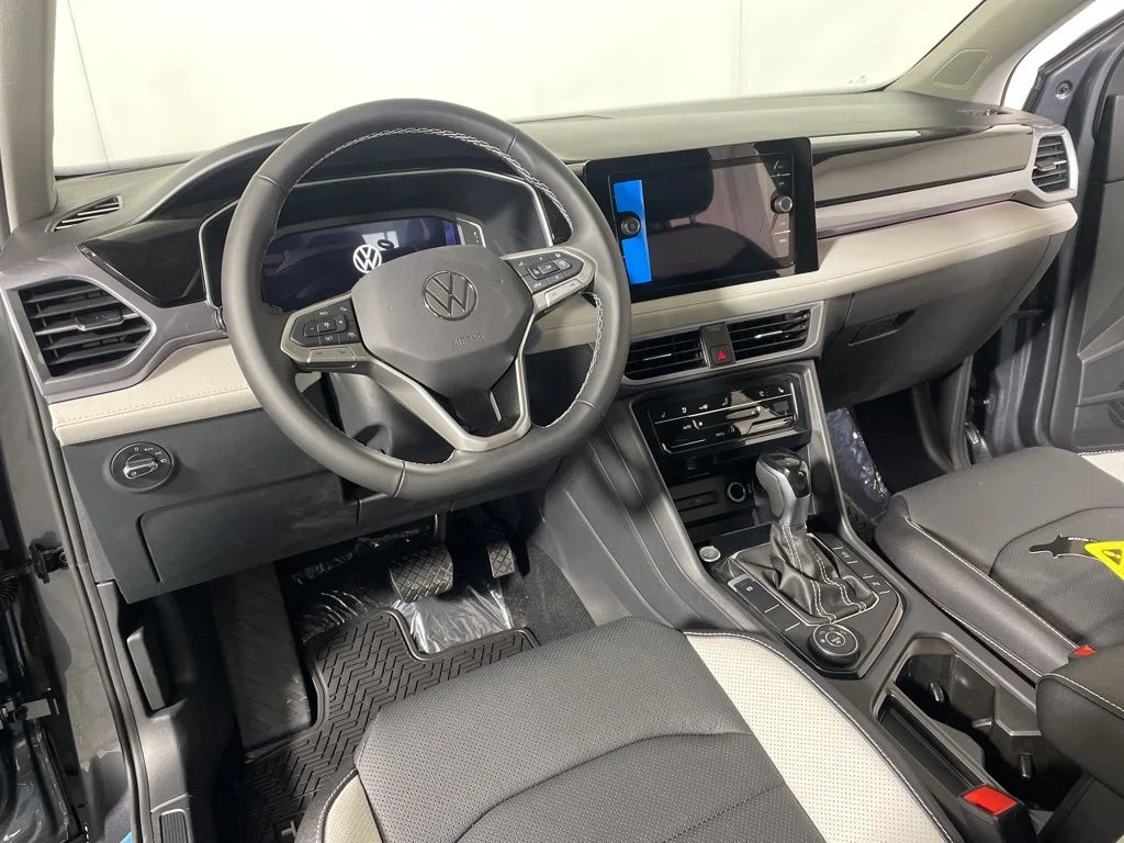 New 2026 Gray Volkswagen 1.5T SEL image 8