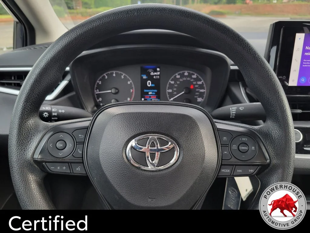 Used 2024  Toyota LE image 30