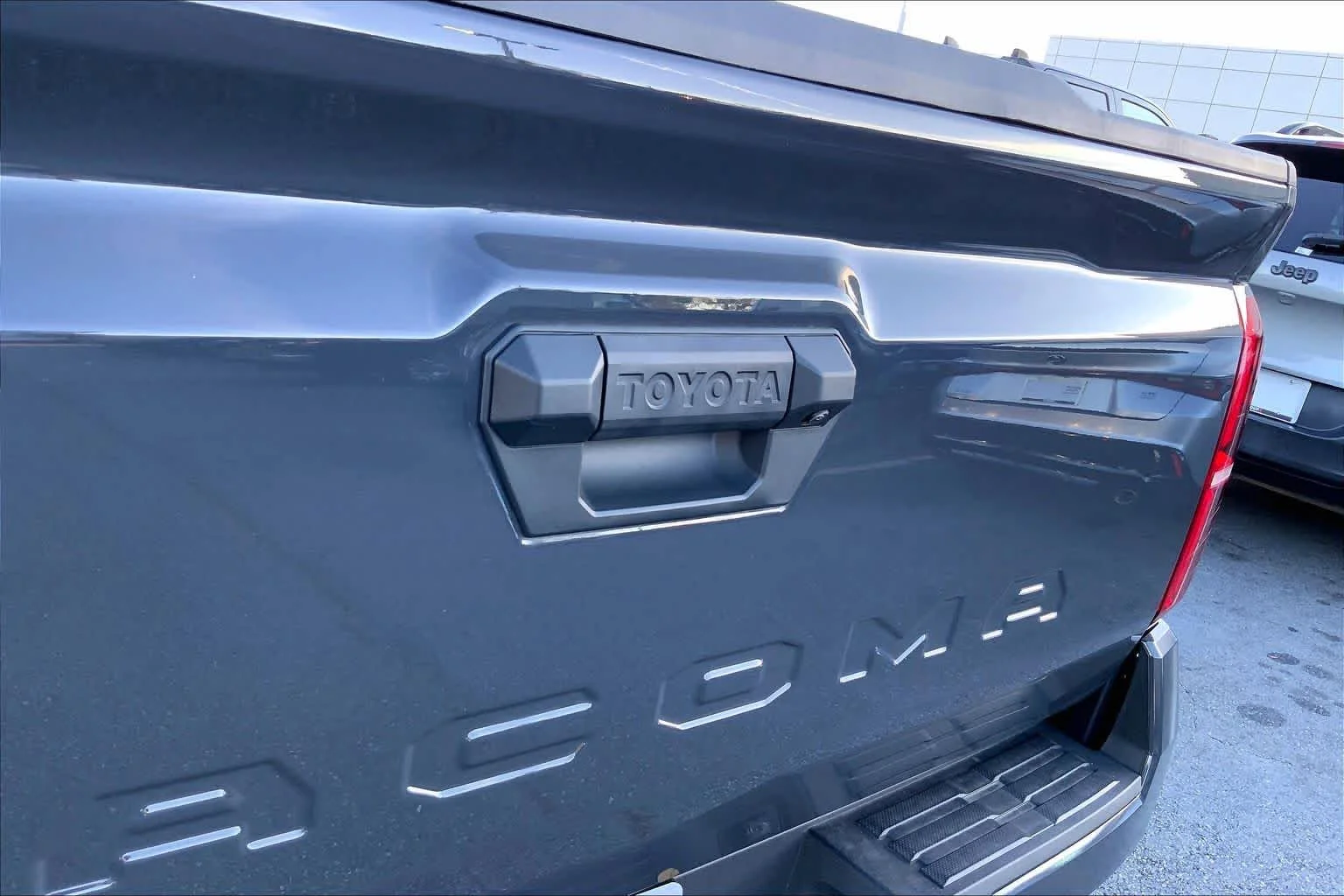 Used 2026 Underground Toyota SR5 image 9