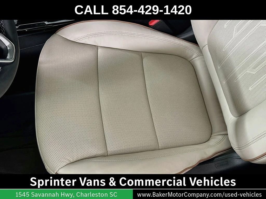 Used 2025 White Buick Avenir image 21