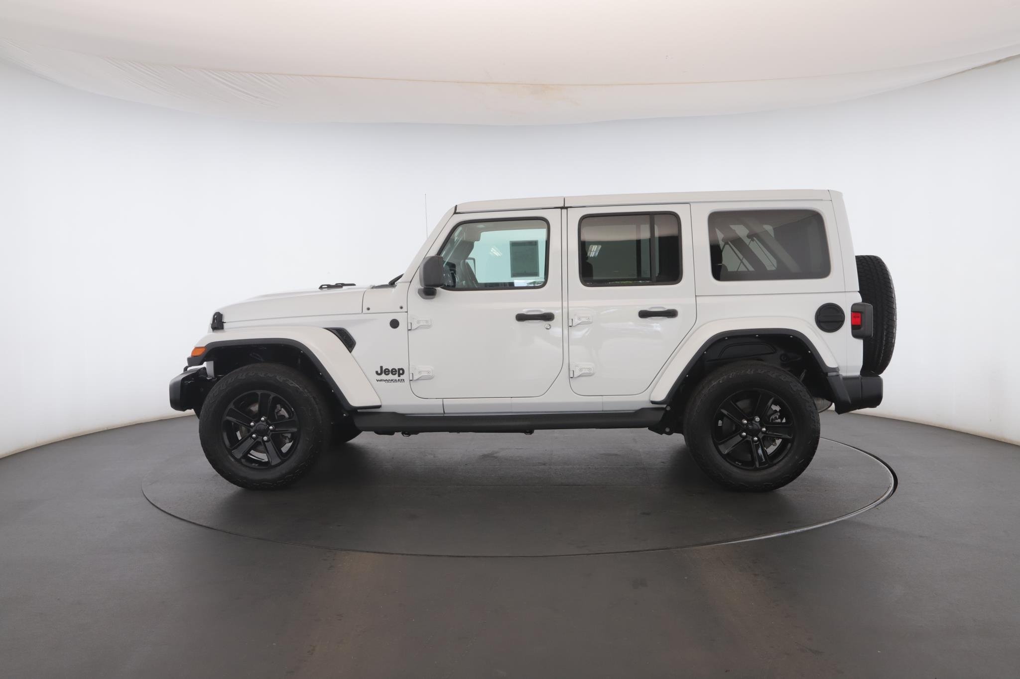 Used 2022 Bright White Clearcoat Jeep Unlimited Sahara Altitude 4x4 image 20