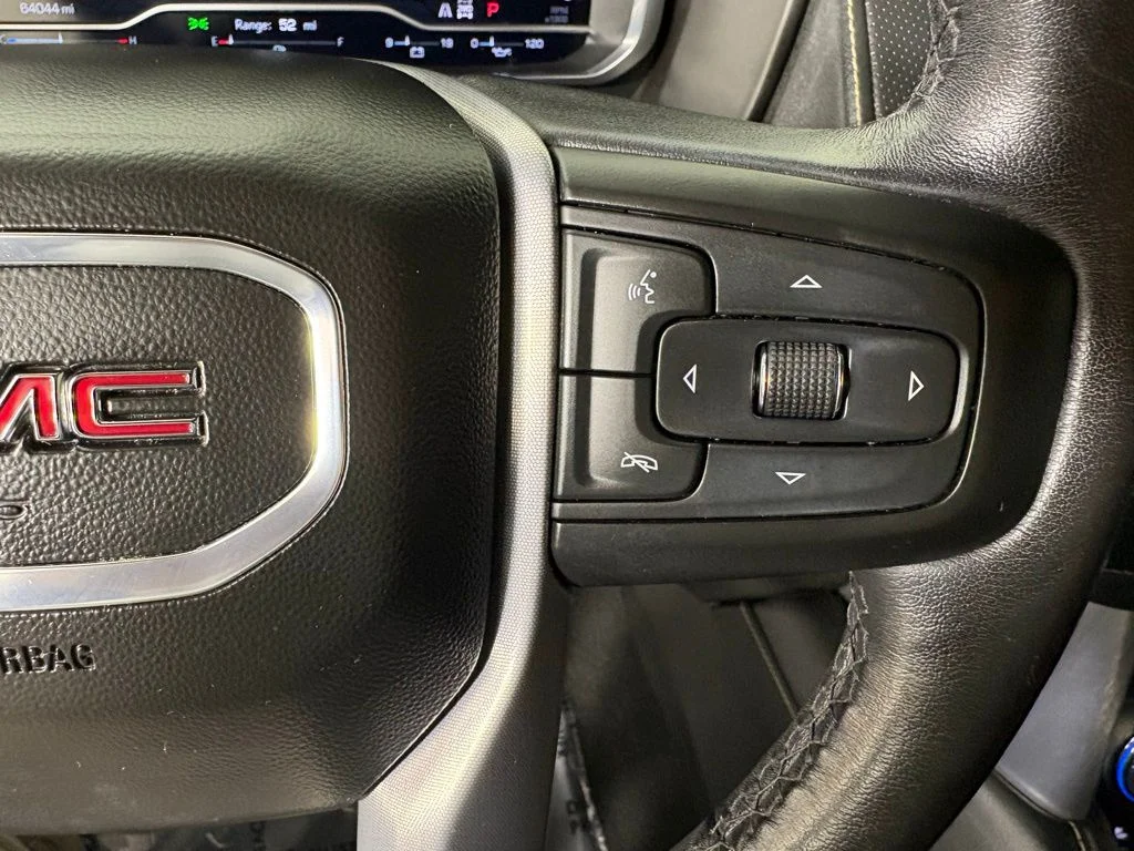 Used 2022 Beige GMC SLT image 28