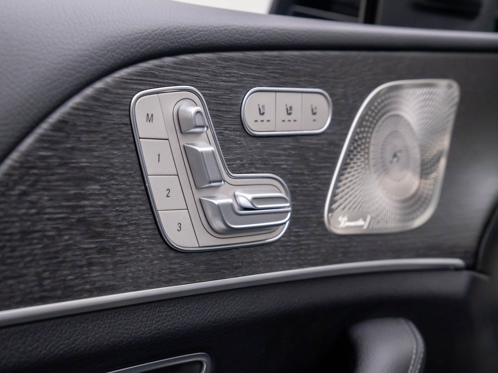 New 2026 Black Mercedes-Benz GLS 450 image 59