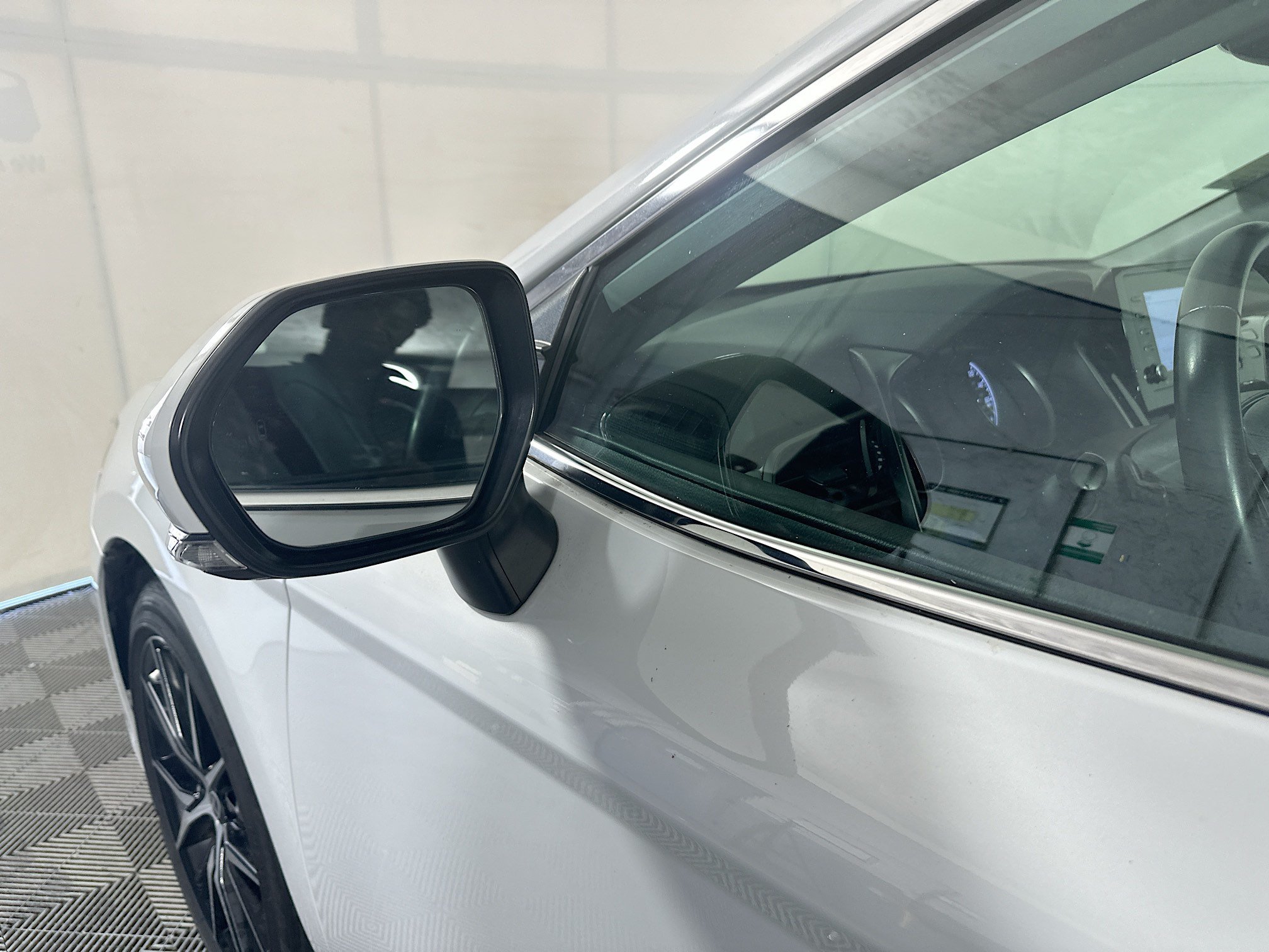 Certified Used 2023 Ice Toyota SE image 10