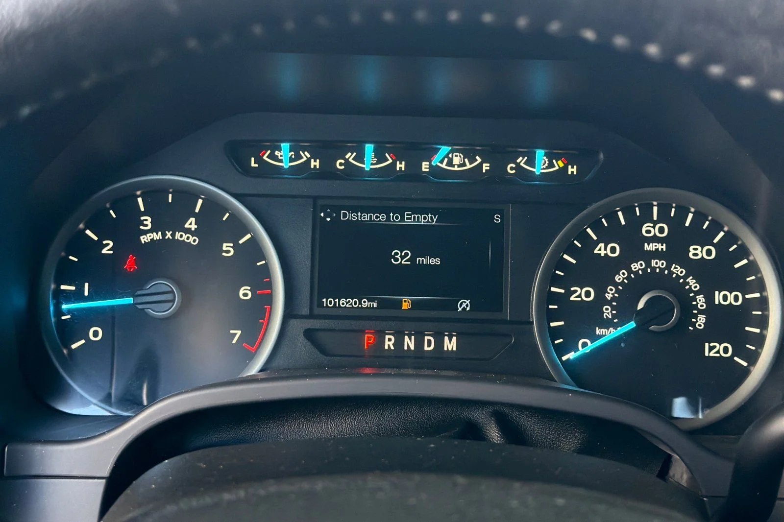 Used 2019 Gray Ford XLT image 24