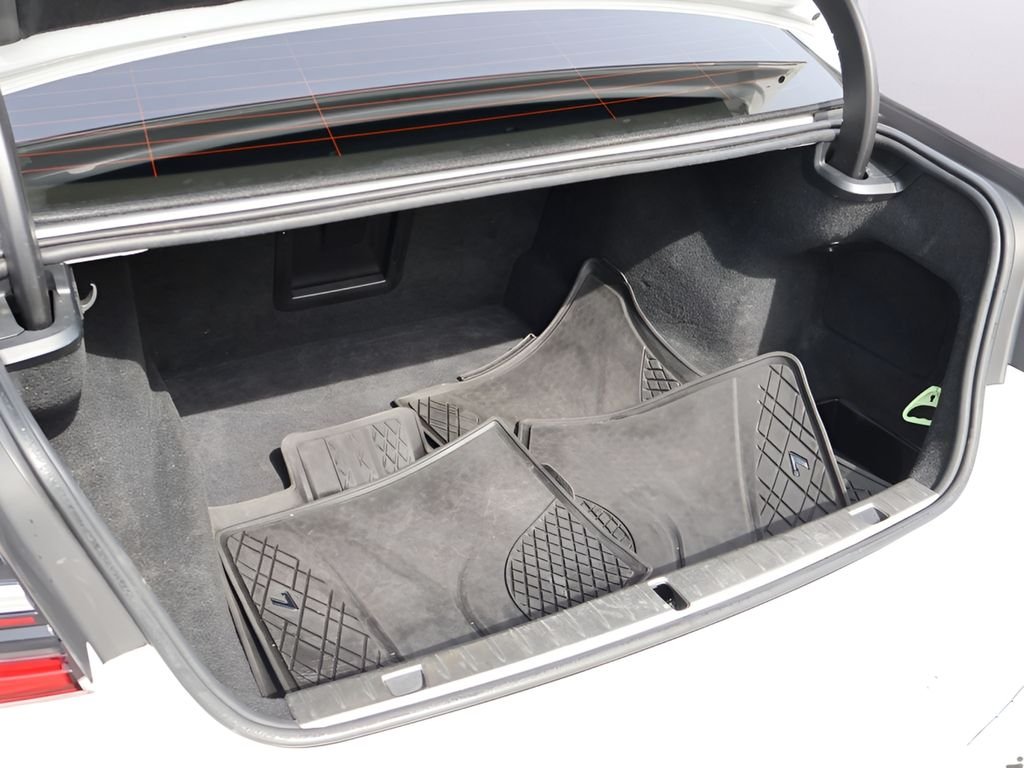 Used 2021 Mineral White Metallic BMW 740i xDrive image 17