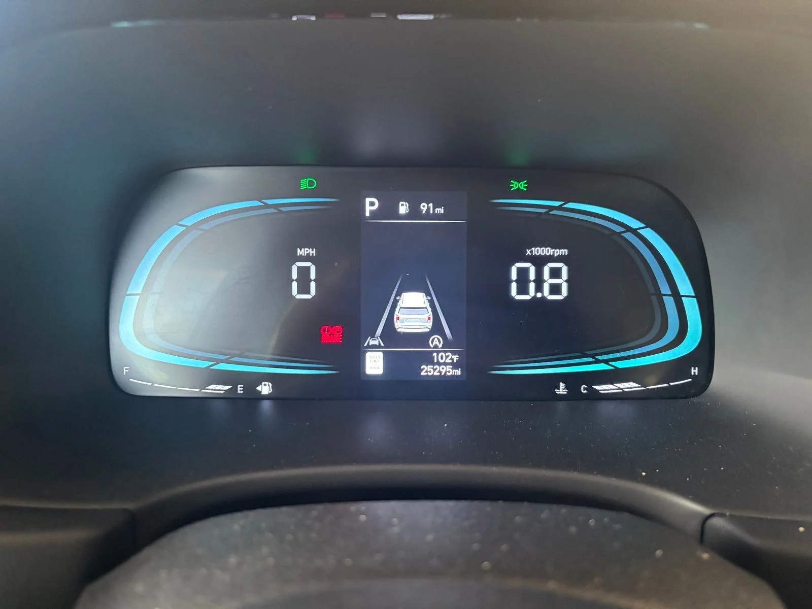 Used 2025 Gray Hyundai SEL image 10