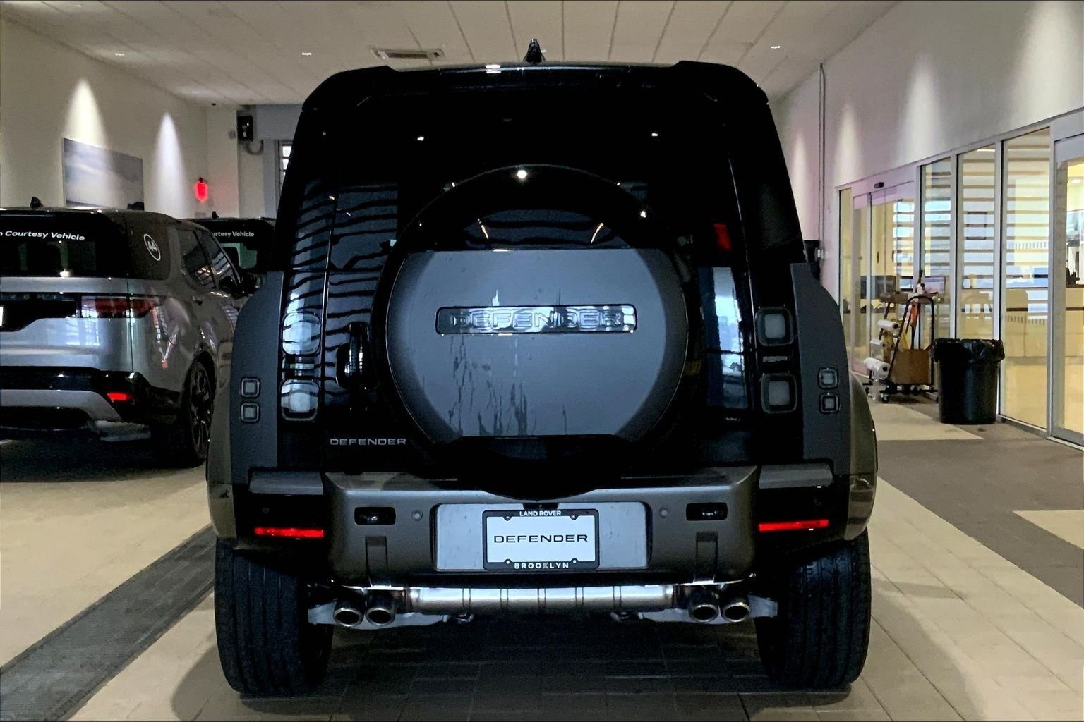 New 2026 Carpathian Grey Land Rover V8 image 4