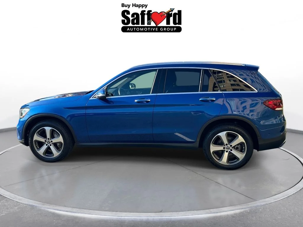 Used 2022 Blue Metallic Mercedes-Benz GLC 300 image 5