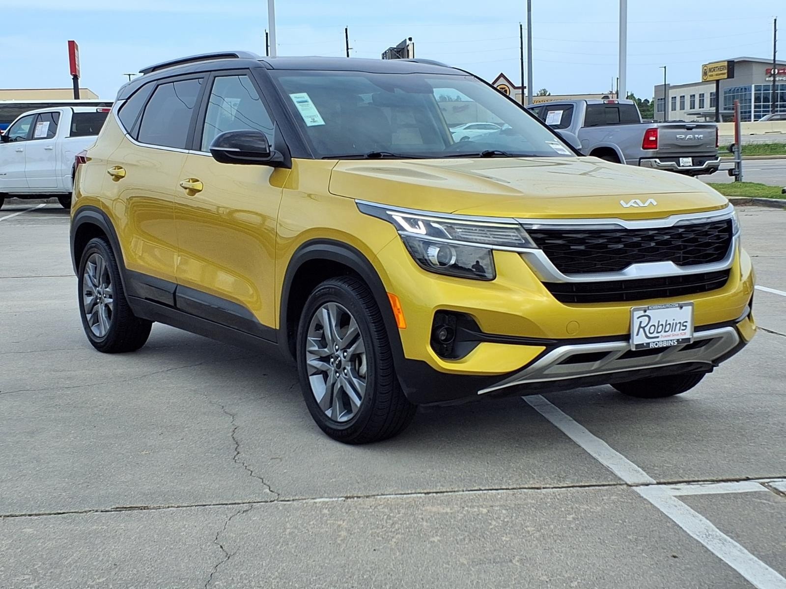 2022 Kia Seltos S Yellow at Group 1 GMC Buick South