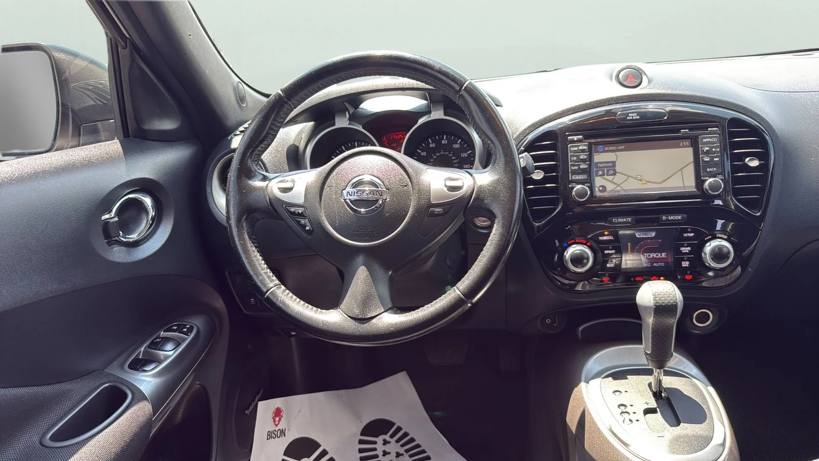 Used 2015 White Nissan SV image 8