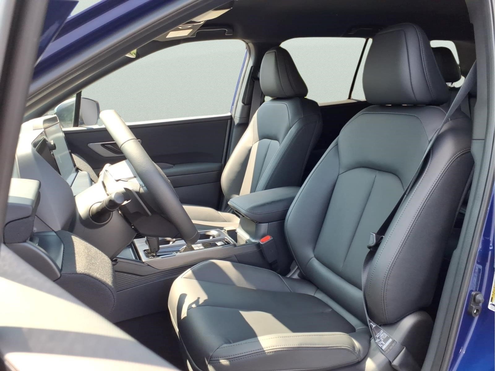 New 2026 SAPPHIRE BLUE PEARL Subaru Premium image 5