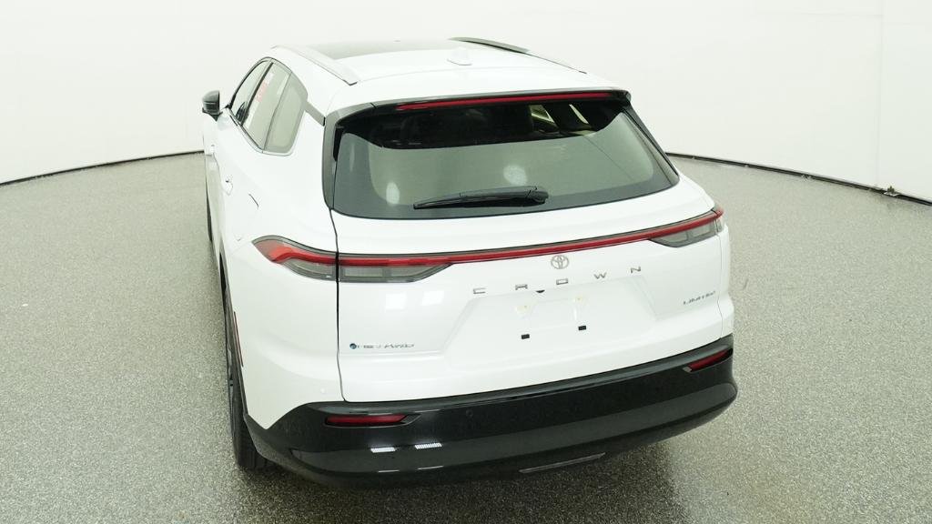 New 2026 Oxygen White Toyota Limited image 29