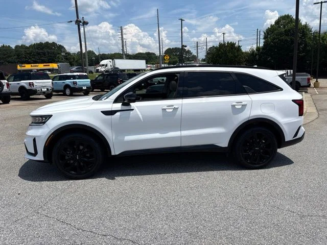 Used 2022 White Kia SX image 5
