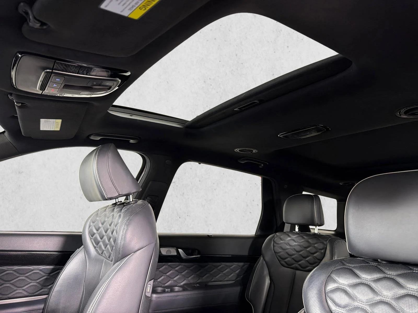 Used 2020 Gray Hyundai Limited image 2