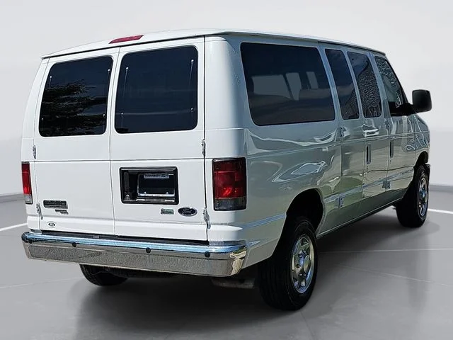Used 2010 White Ford XLT image 7