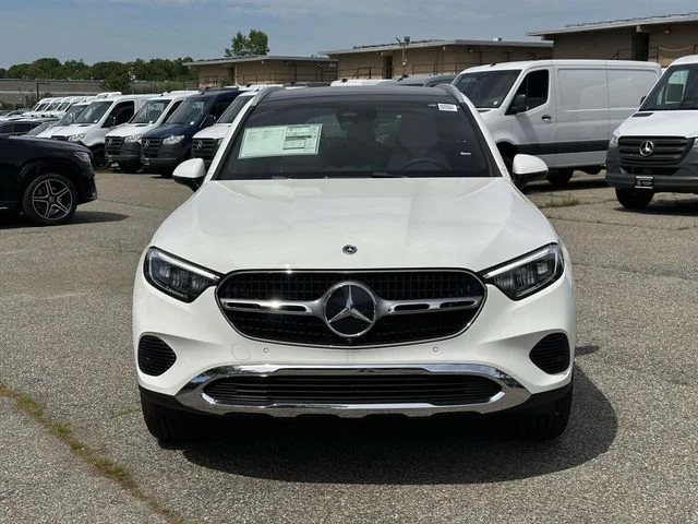 New 2026 White Mercedes-Benz GLC 300 image 6