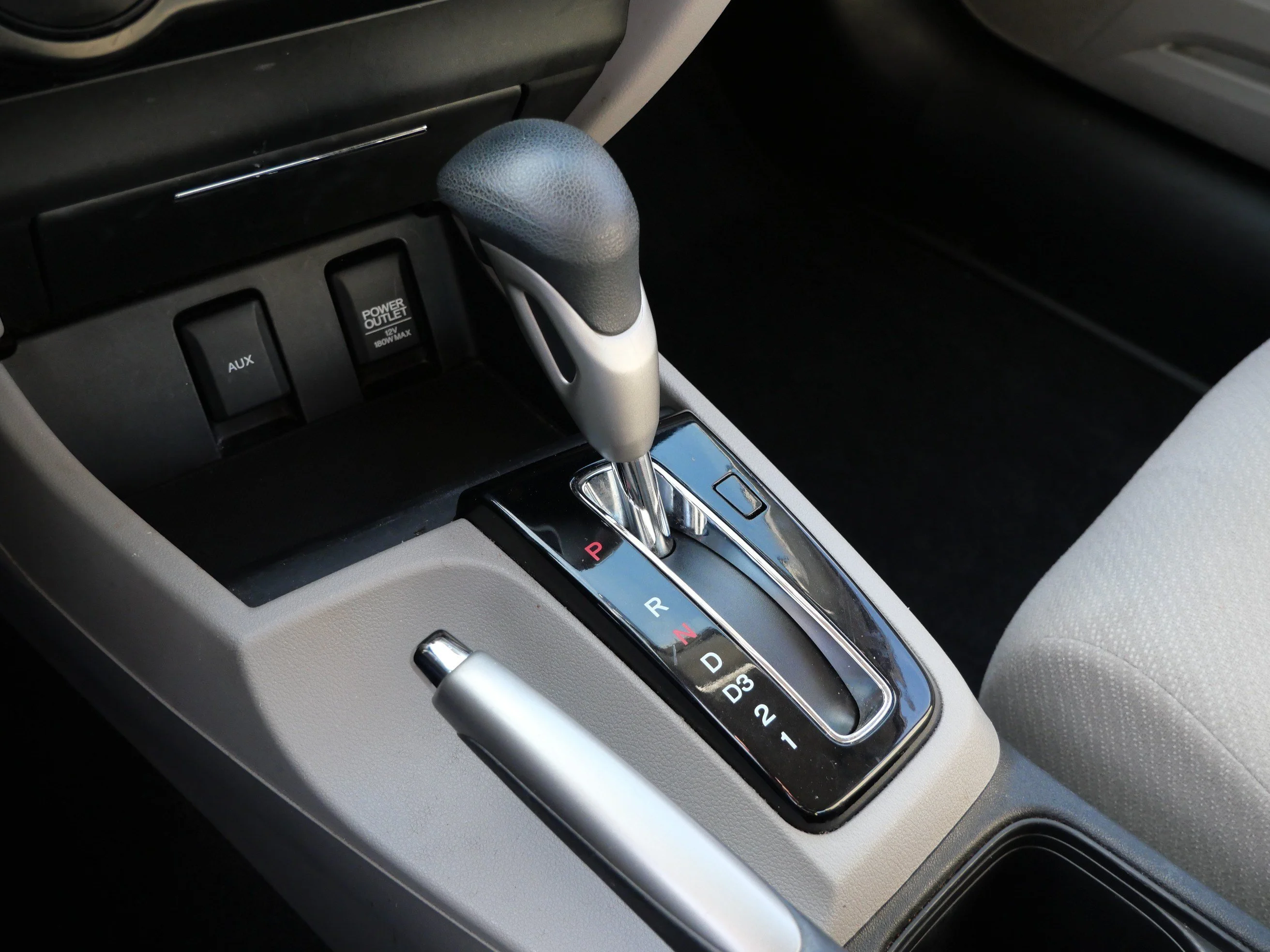 Used 2013 Polished Metal Metallic Honda LX image 18