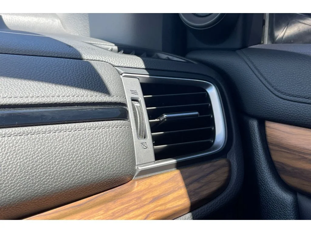 Used 2020 Sonic Gray Pearl Honda Hybrid Touring image 30