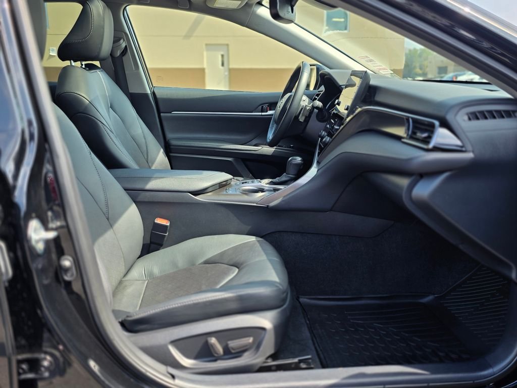 2024 Toyota Camry XSE - Photo 10
