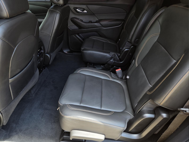 Used 2021 Gray Chevrolet RS image 23