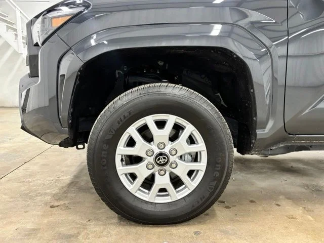 Used 2026  Toyota SR image 10