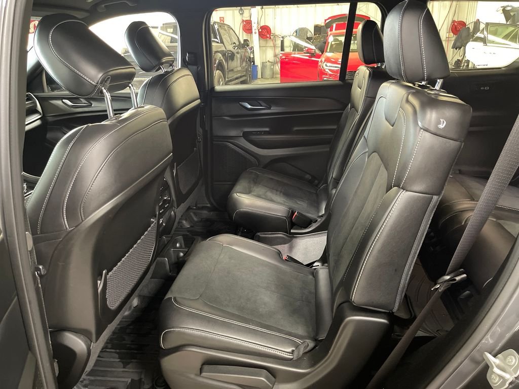 Certified Used 2025 Gray Jeep Altitude image 27