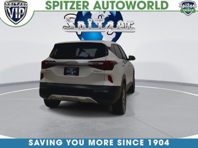 Used 2023 White Kia LX image 8