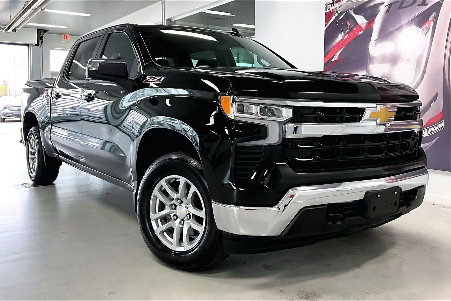 Used 2022 Black Chevrolet LT image 18