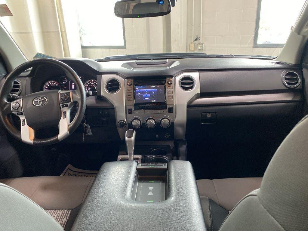 Used 2019 Midnight Black Metallic Toyota SR5 image 4