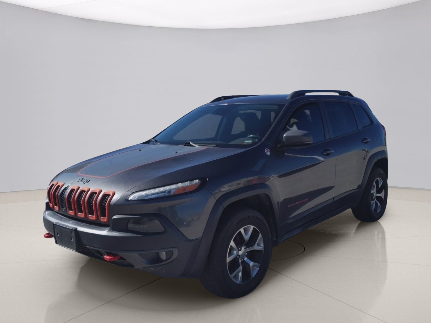 Used 2014 Gray Jeep TRAILHAWK image 1