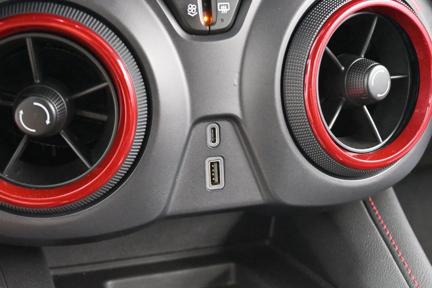 Used 2020 NIGHTFALL GRAY METALLIC Chevrolet RS image 25