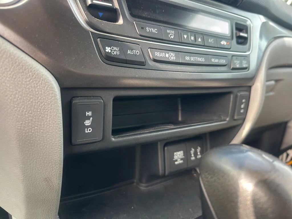 Used 2016 Modern Steel Metallic Honda EX-L image 18