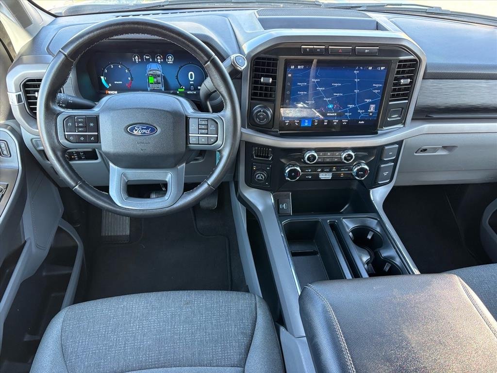 Used 2024 Iconic Silver Ford XLT image 13