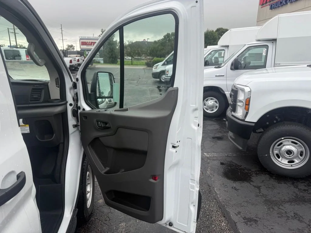 New 2025 Oxford White Ford Cargo Van image 53