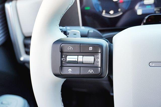 New 2026 Silver Hyundai SEL image 37