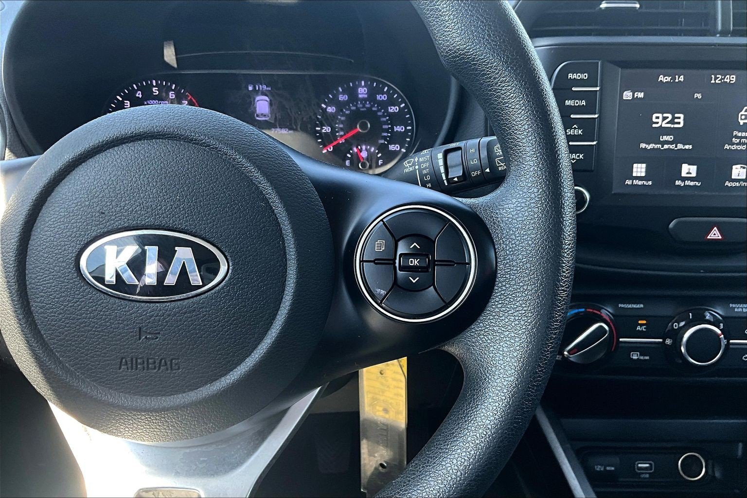 Used 2021 Silver Kia LX image 9