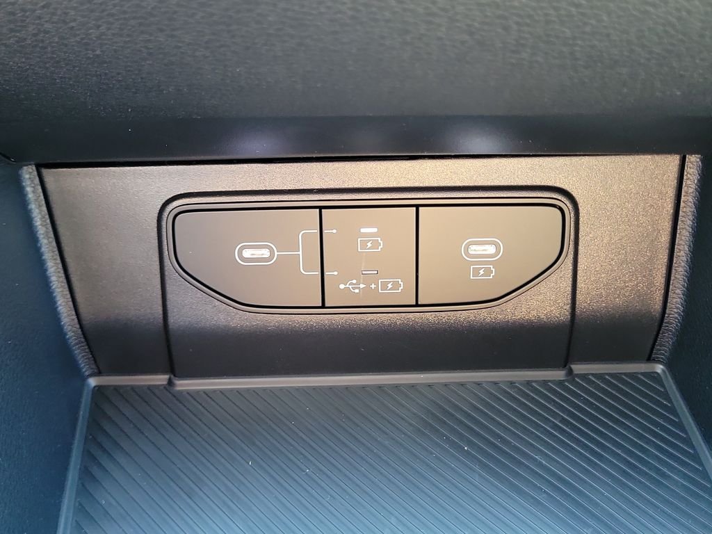New 2026 Gray Kia LX image 32