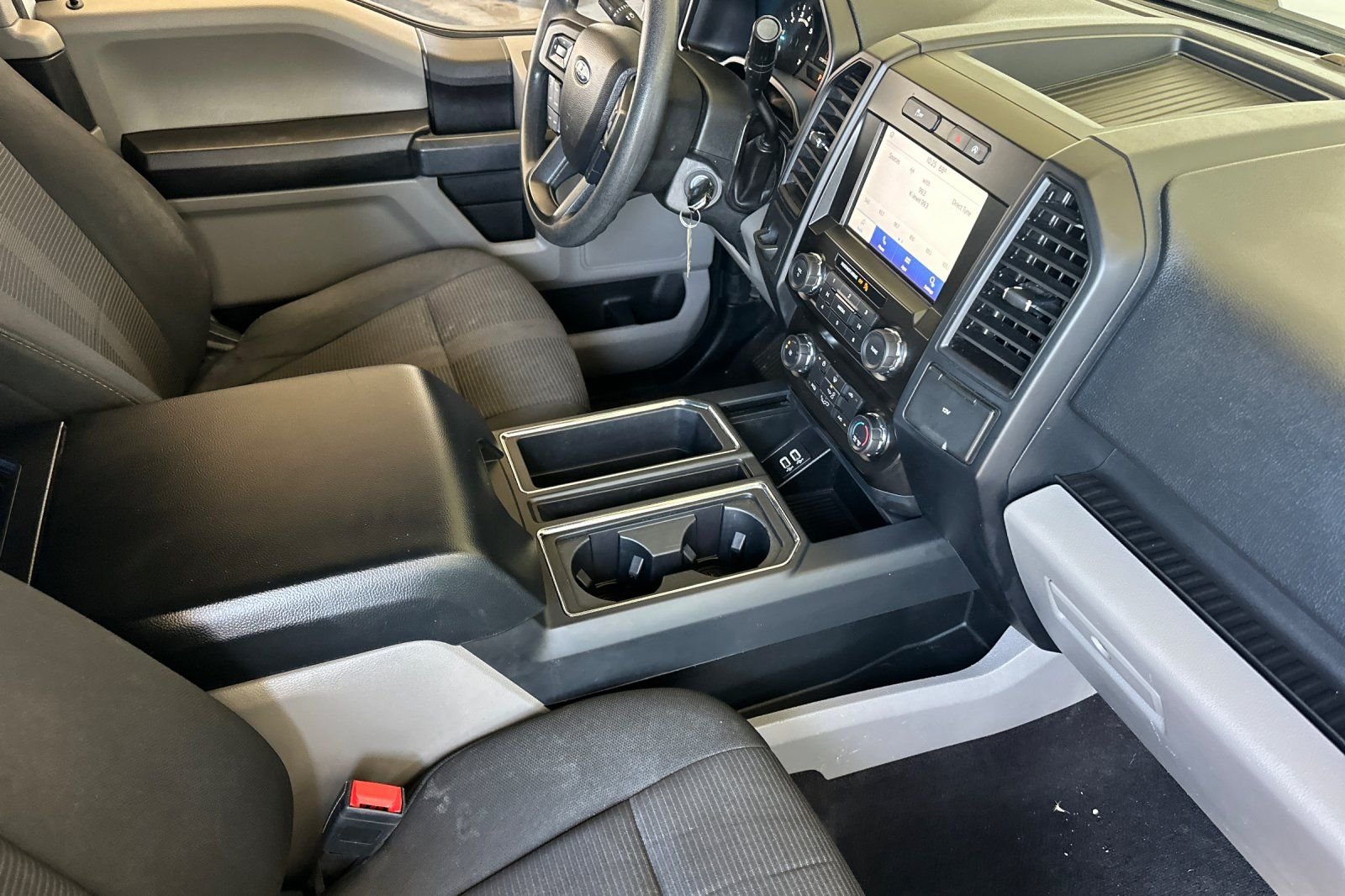 Used 2020 White Ford XL image 15