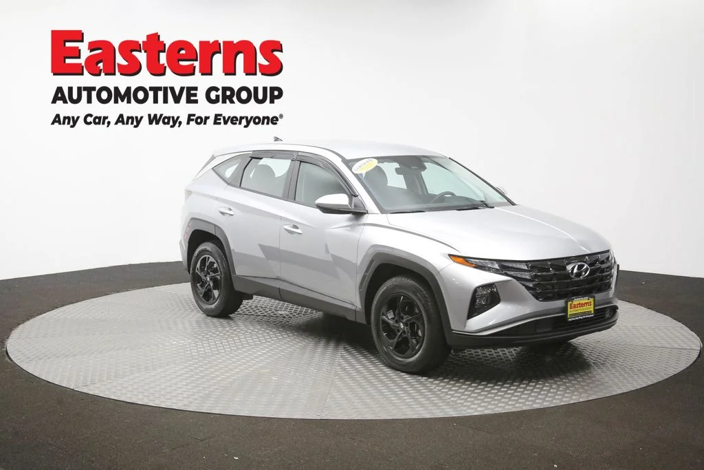 Used 2024 Silver Hyundai SE image 44