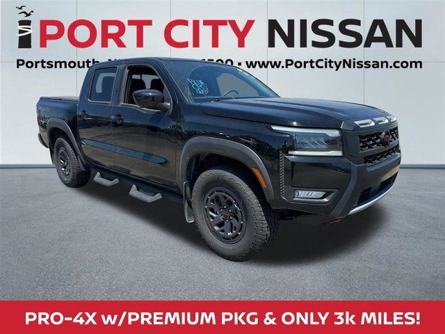 2026 Nissan Frontier PRO-4X premium w/leather & sunroof *only 3k miles!*